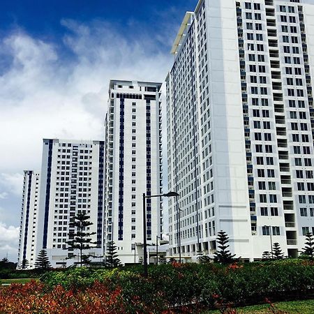 Ron'S Condo Overlooking The Lake Tagaytay City Luaran gambar